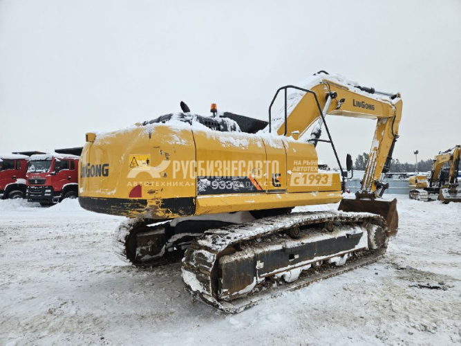 Купить Экскаватор гусеничный Liugong CLG933E б/у (2022г., 4 630 м/ч) (2878) в компании Русбизнесавто - изображение 3