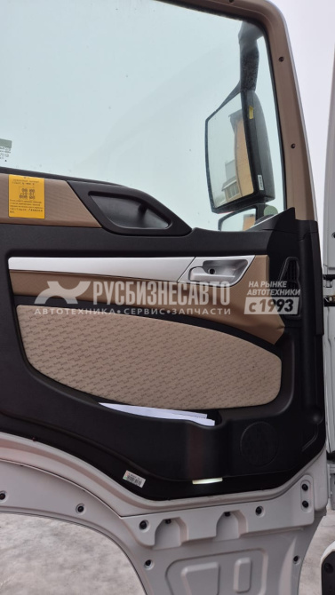 Купить КМУ HOWO T5G (6*4, 330л.с., Евро-5) + SOOSAN SCS746L верх.упр. + борт сталь 6,6м. СПМ в компании Русбизнесавто - изображение 6