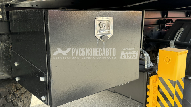 Купить КМУ FAW 3250 (6*4, 390л.с., Евро-5) + SOOSAN SCS736LII верх.упр. + борт сталь 8,0м. АМ в компании Русбизнесавто - изображение 2