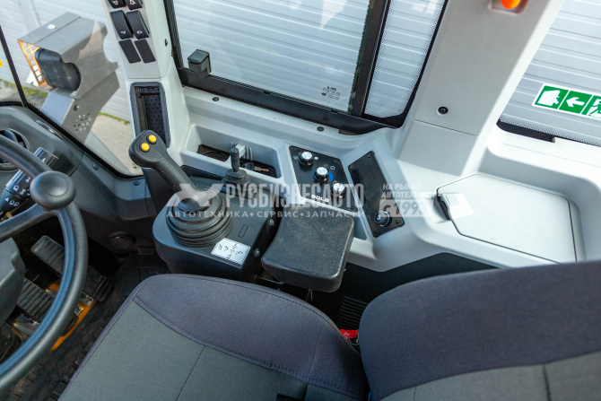 Купить Погрузчик фронтальный LGCE L936H (ковш 2,3 м стандартный, доп. линия) в компании Русбизнесавто - изображение 6