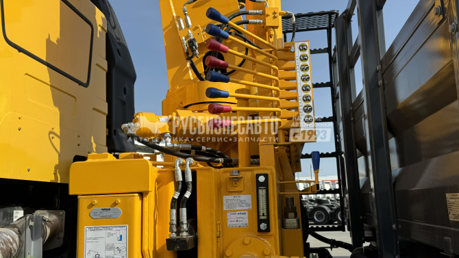 Купить КМУ FAW 3250 (6*4, 390л.с., Евро-5) + SOOSAN SCS736LII верх.упр. + борт сталь 8,0м. АМ в компании Русбизнесавто - изображение 7