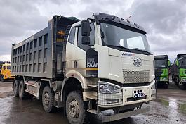 Самосвал FAW J6 (8х4) б/у (2023 г., 8 742 км)(7761)